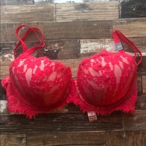 NWT Victoria’s Secret Dream Angels Demi 32D